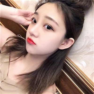 飞扬“冰丝带” 舞动“雪如意”
