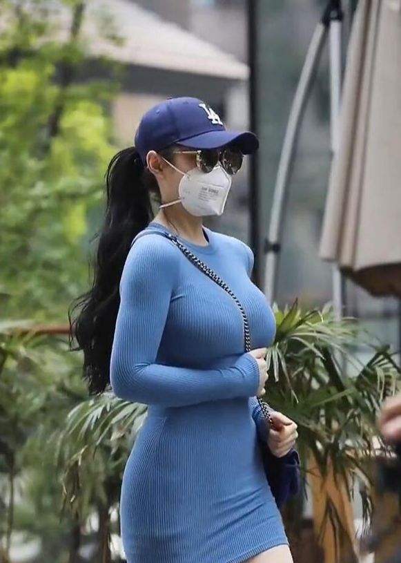 《手机》到底有没影射崔永元？为何怼了这么多艺人