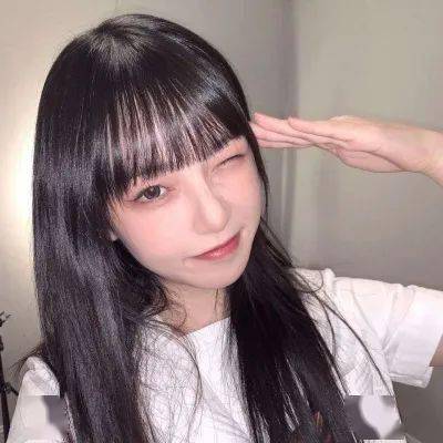 青岛一保税仓库起火 暂无人员伤亡