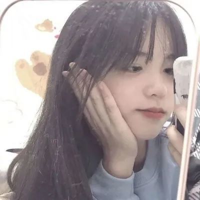 北京西城警方：一男孩在什刹海落水，多人6分钟救起