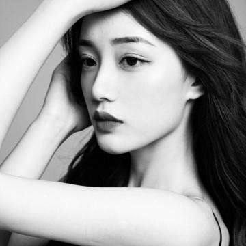 不同的人生 同样的精彩——写在中国残联第八次全国代表大会开幕之际